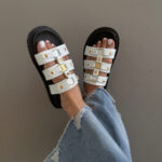 Капці CELINE TIPPI SLIDES White/Black — шкіряні жіночі сланці