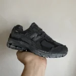 Кросівки NB 2002R Phantom замшево-текстильні