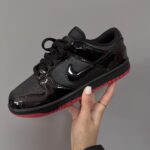 Sneakers NIKE SB DUNK "black / RED LACQUER" - pelle premium, stile e comfort