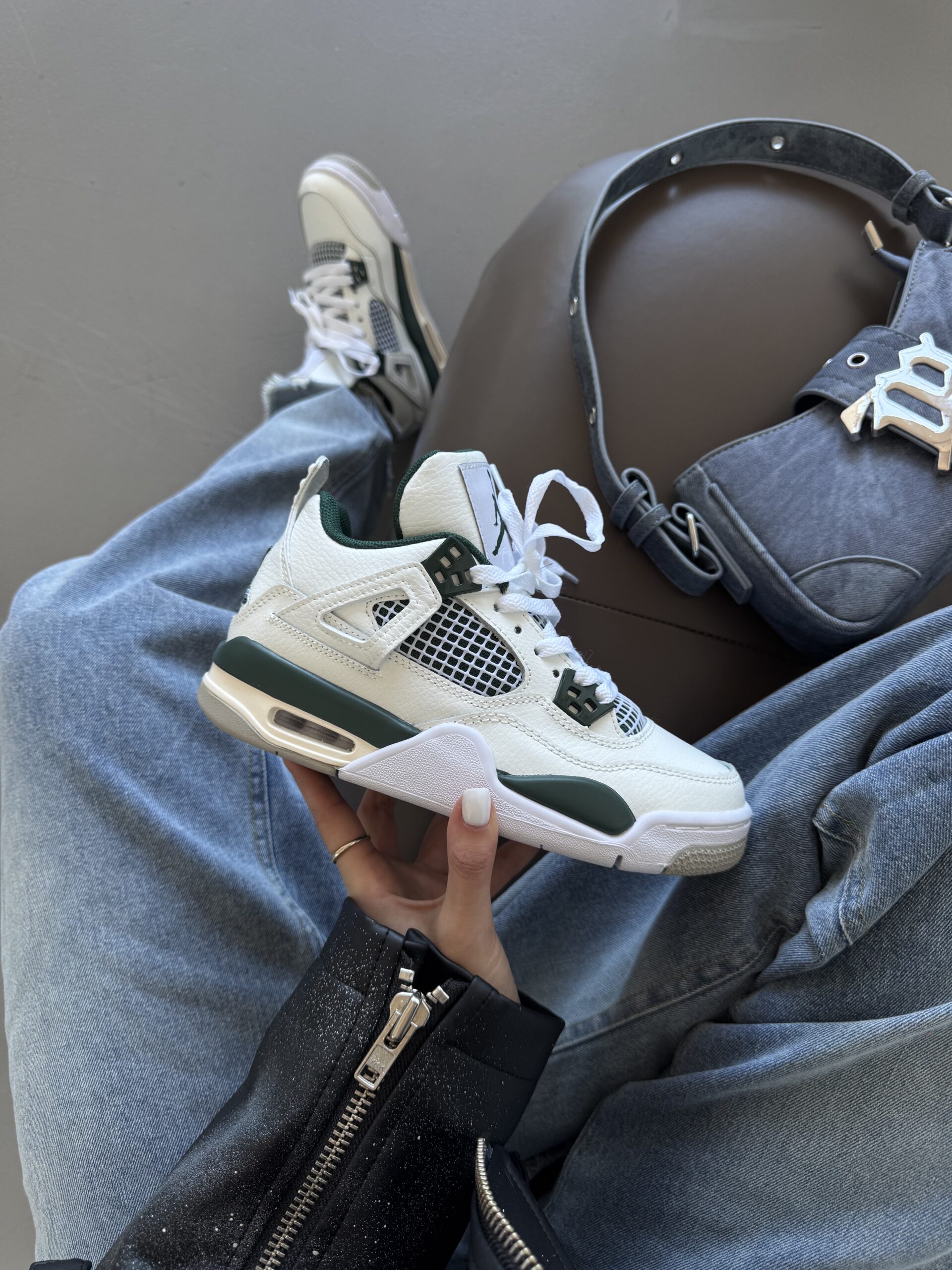 ded56250-34e7-42a1-b251-632ac8aa005b Air JORDAN RETRO 4 oxidized GREEN kožené Prémiové tenisky - Obrázek 1