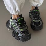 ADIDAS XLG RUNNER Black / Acid Sneakers aus Textil und Leder