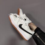 Nike sb Dunk HVIT / Såle Gummi