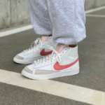 Кеди Nike Blazer ‘77 зі шкіри та текстилю ----------