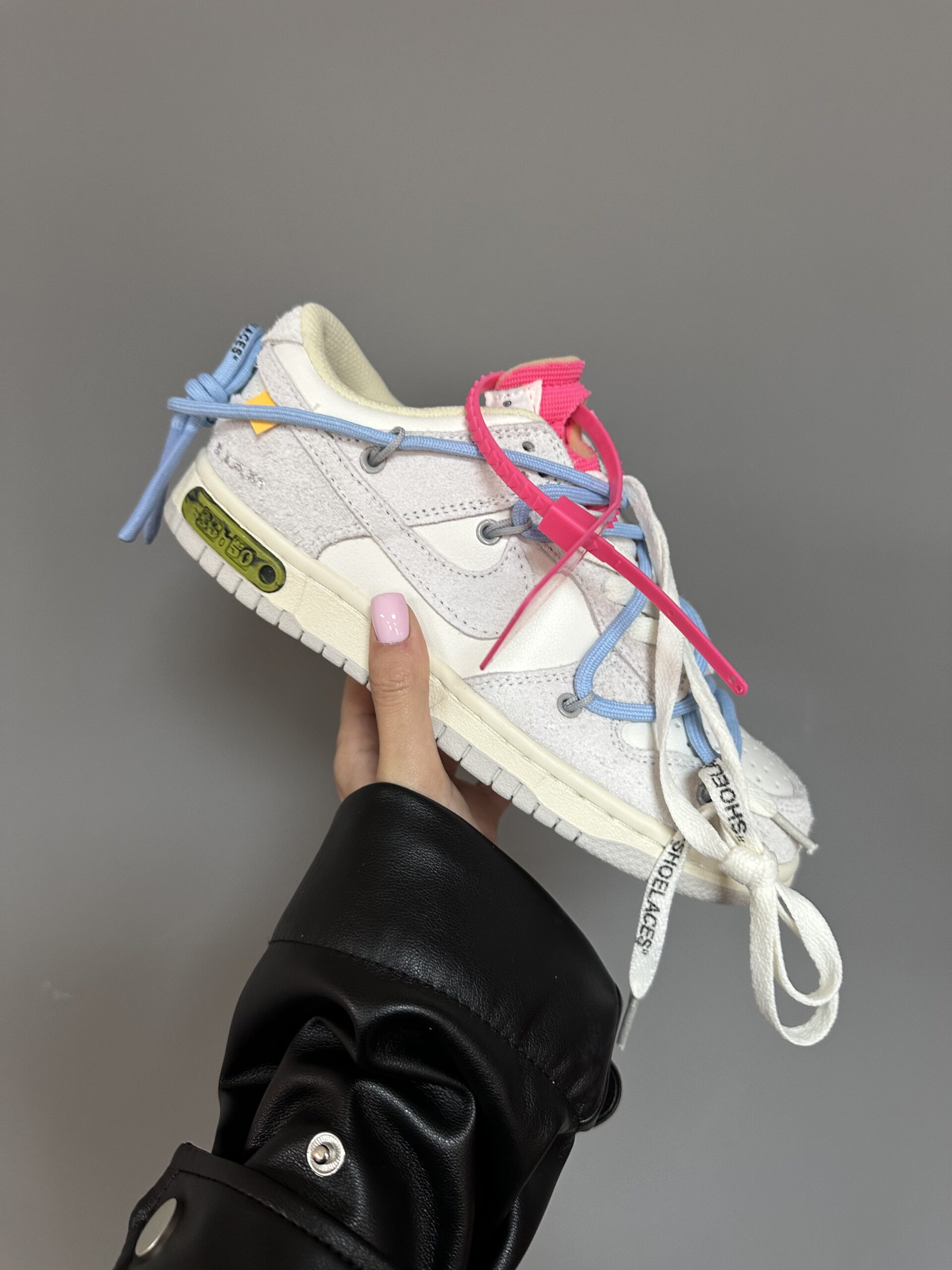 ec598af9-5fa2-436d-a613-719163a538be Кеди NIKE SB Dunk x OFF-WHITE Lot 38:50 Premium — замша та шкіра - obrazek 1
