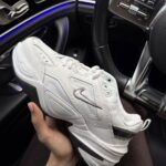 Sneakers Nike m2K Tekno Essential Bianco / Nero-pelle e tessuti