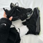 Kedas AIR JORDAN retro 4 x KAWS Black zamšādas-Premium stils
